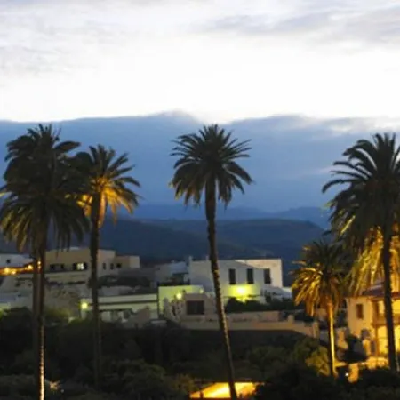 In Telde, Gran Canarias 103583 By Mo * Telde